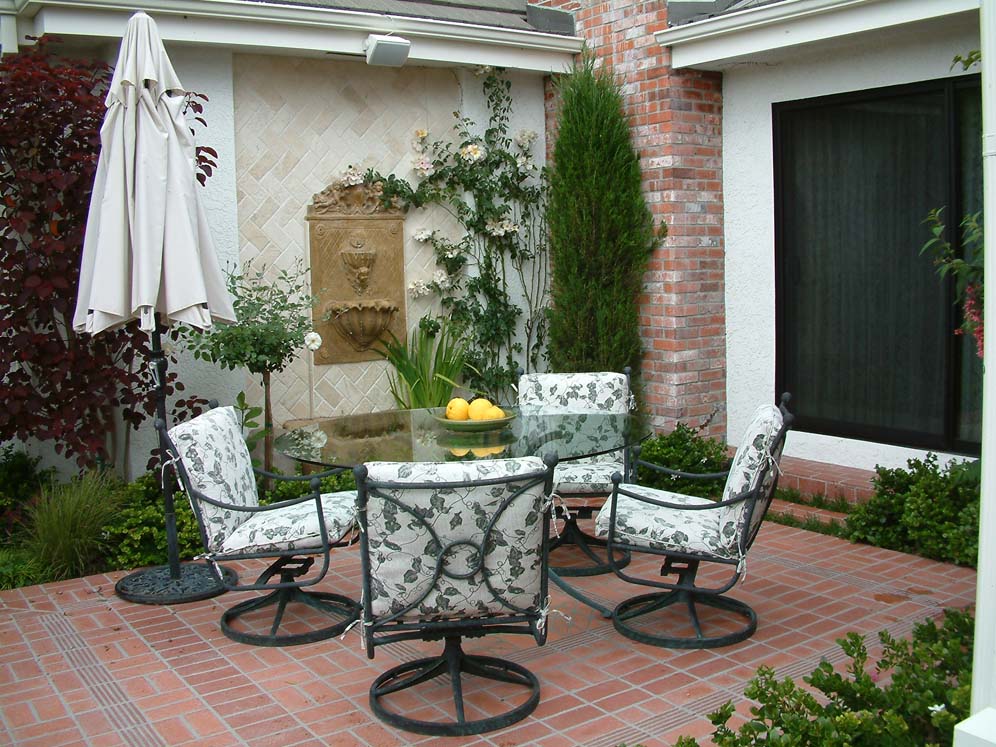 LA Hilltop Garden 7